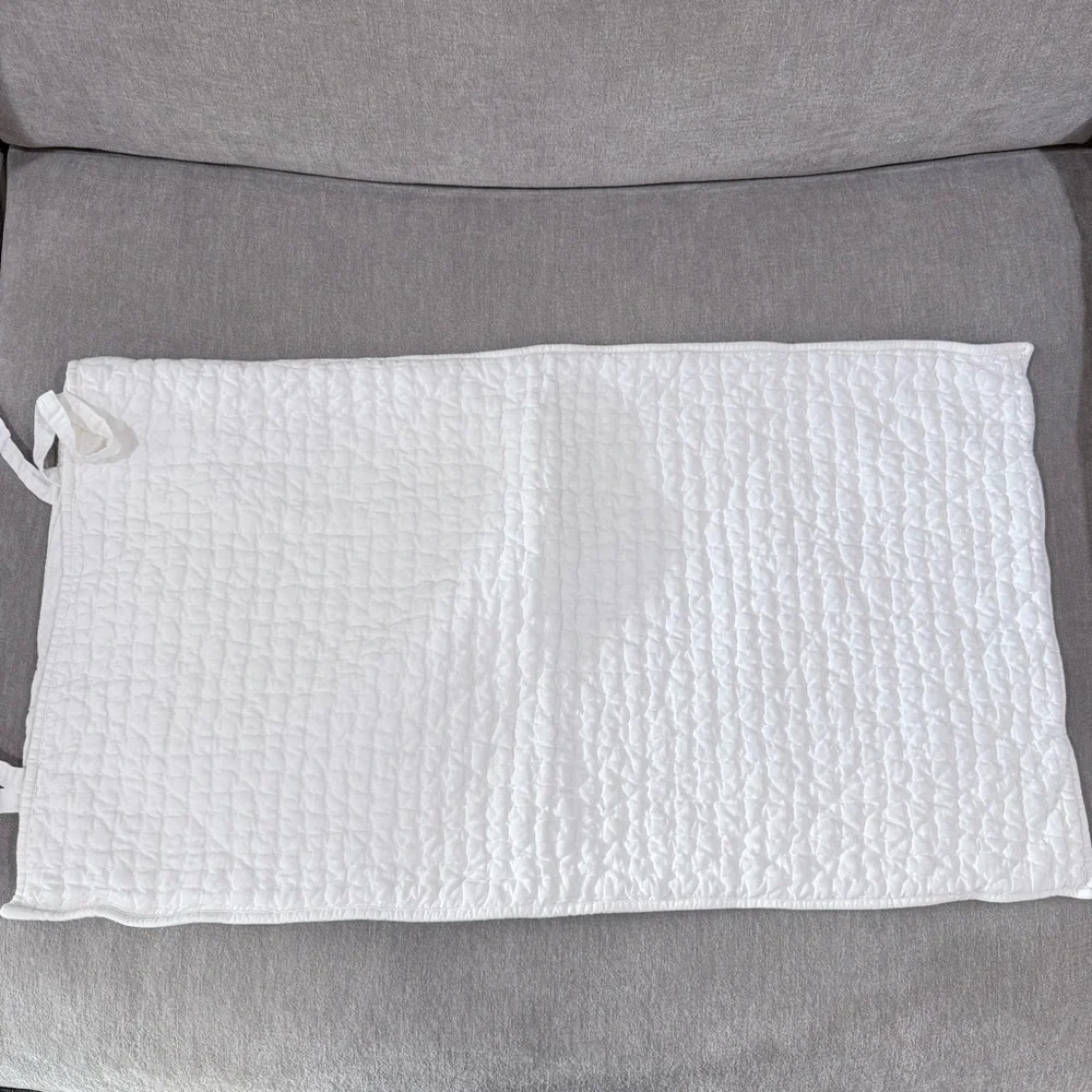 Pottery Barn King Shams - Picture 6 of 11